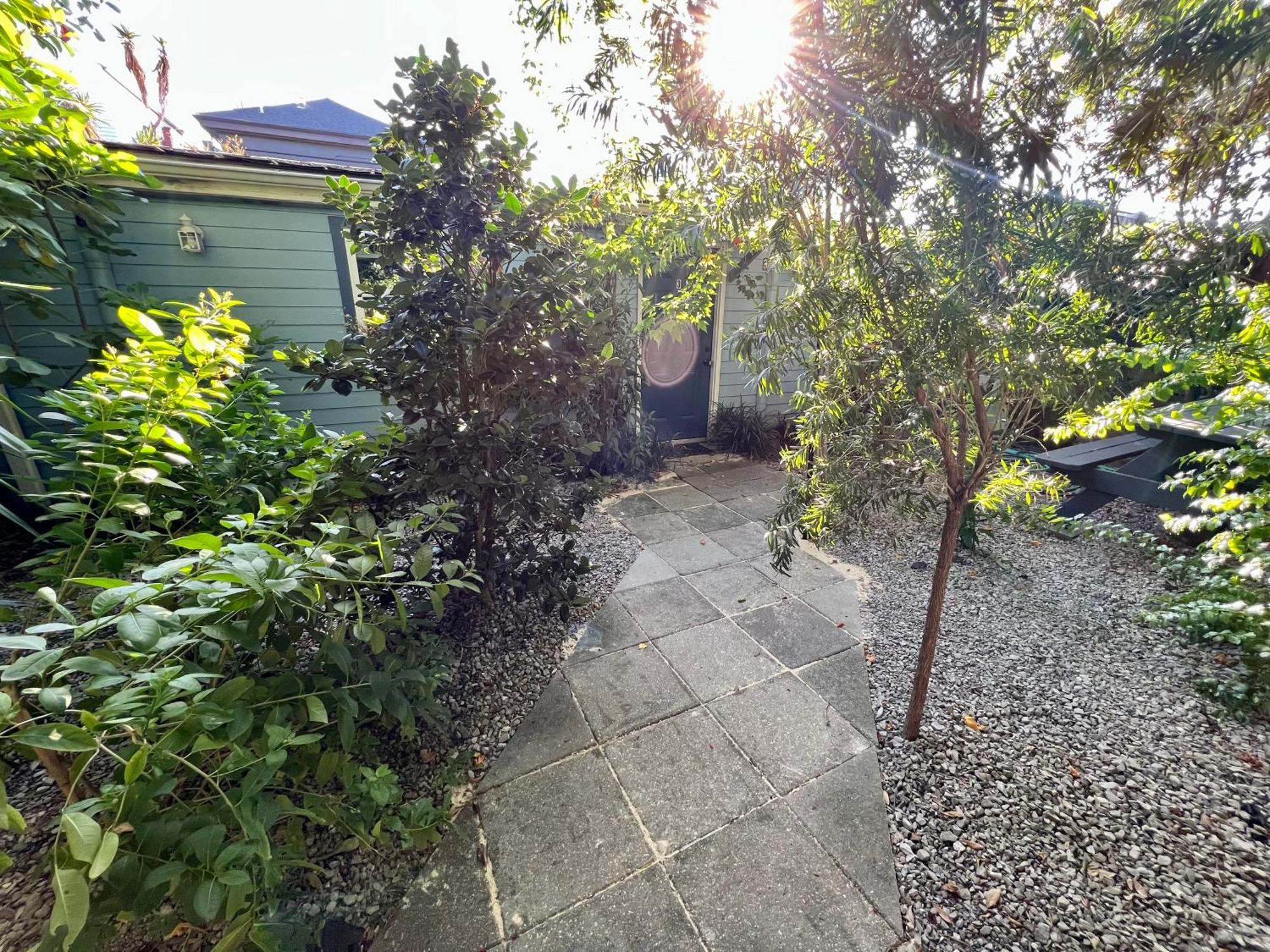 One Bedroom Apartment With Hot Tub 2 Blocks To Magazine Street Nueva Orleans Exterior foto