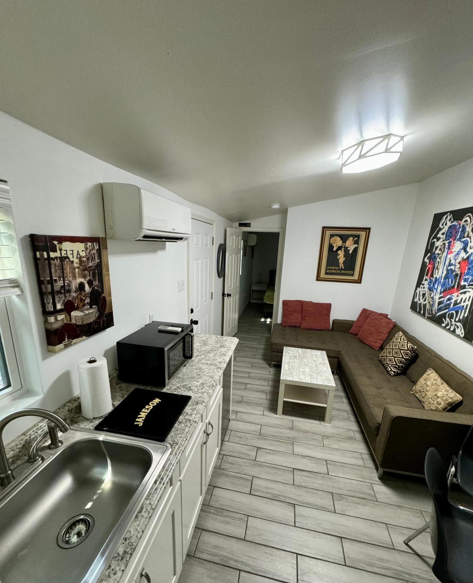 One Bedroom Apartment With Hot Tub 2 Blocks To Magazine Street Nueva Orleans Exterior foto